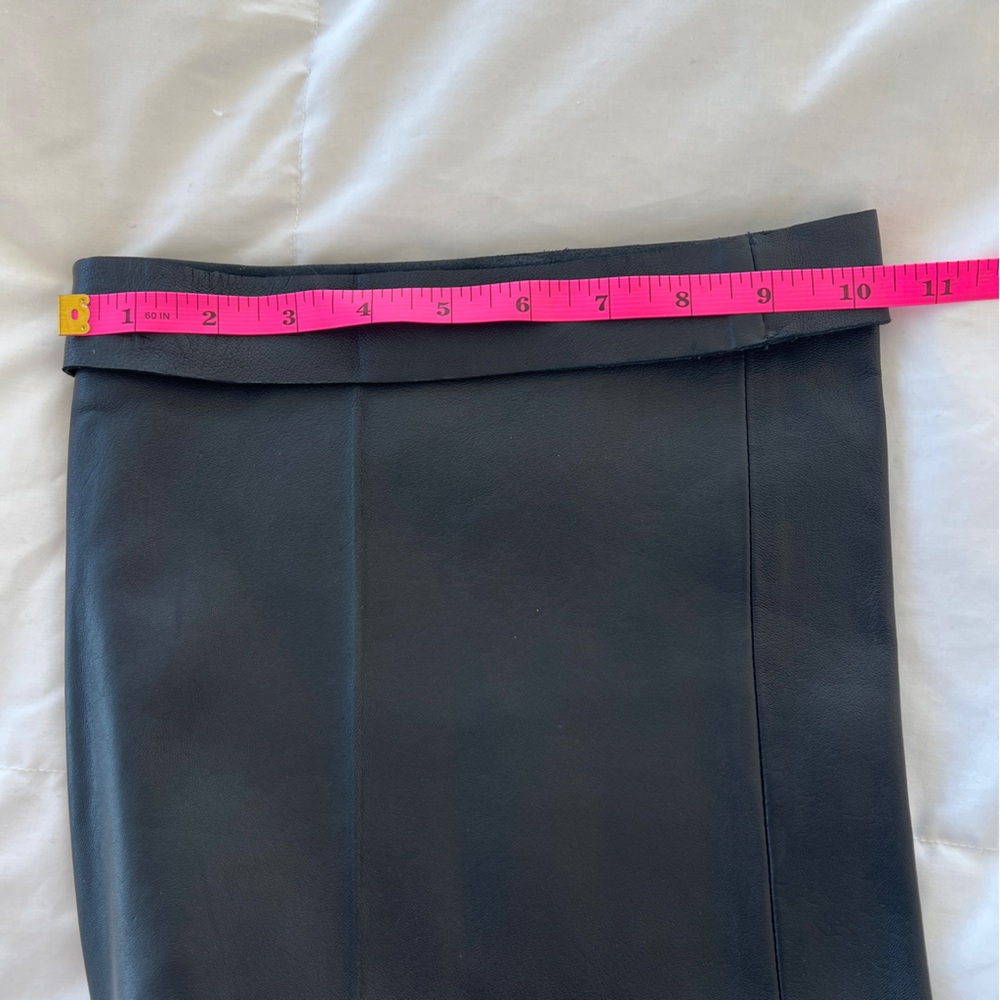 Cos women’s leather drawstring pan. Size 2 - Picture 7 of 9